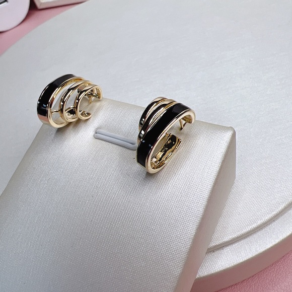 Hoop earrings - Picture 2 of 7